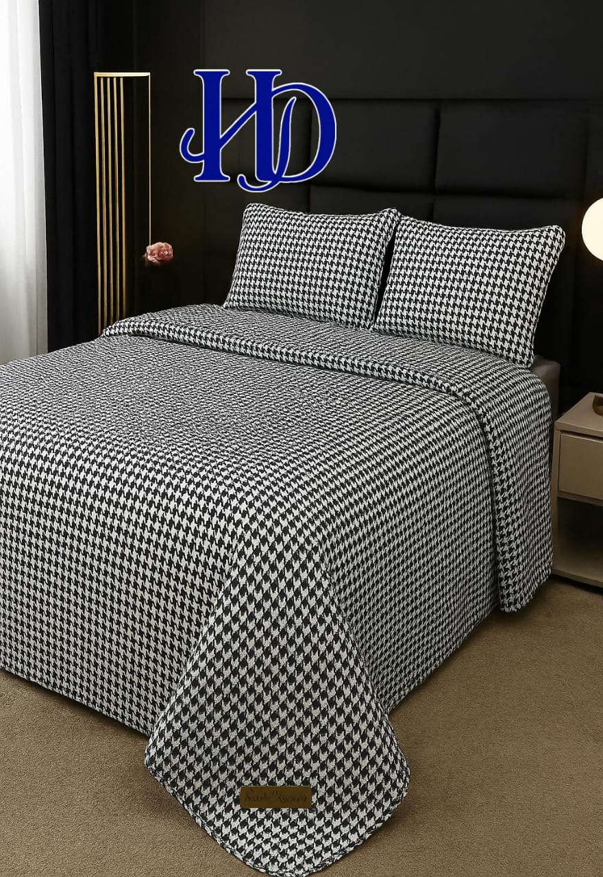 Pierre Cardin 3pc quilt with 2 standard pillowcases 240cm * 240cm